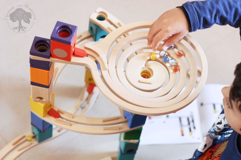 PISTA DE CANICAS CON SONIDO  Juegos y materiales educativos Montessori