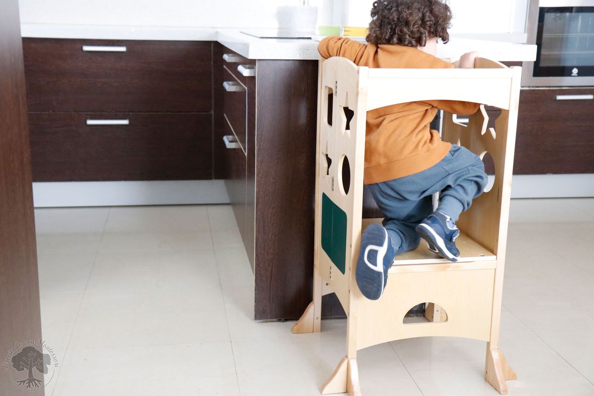 ⇧Guidecraft: Torre de aprendizaje Montessori plegable