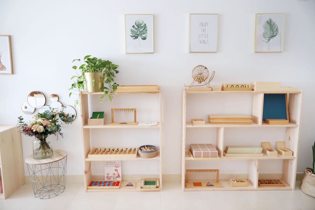 Ambiente preparado Montessori en casa – Homeschooling – Estanterías –  Creciendo Con Montessori